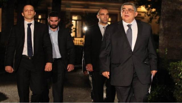 maximou-x.a__article