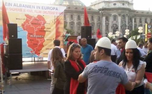 monaxo_alvanoi2__article